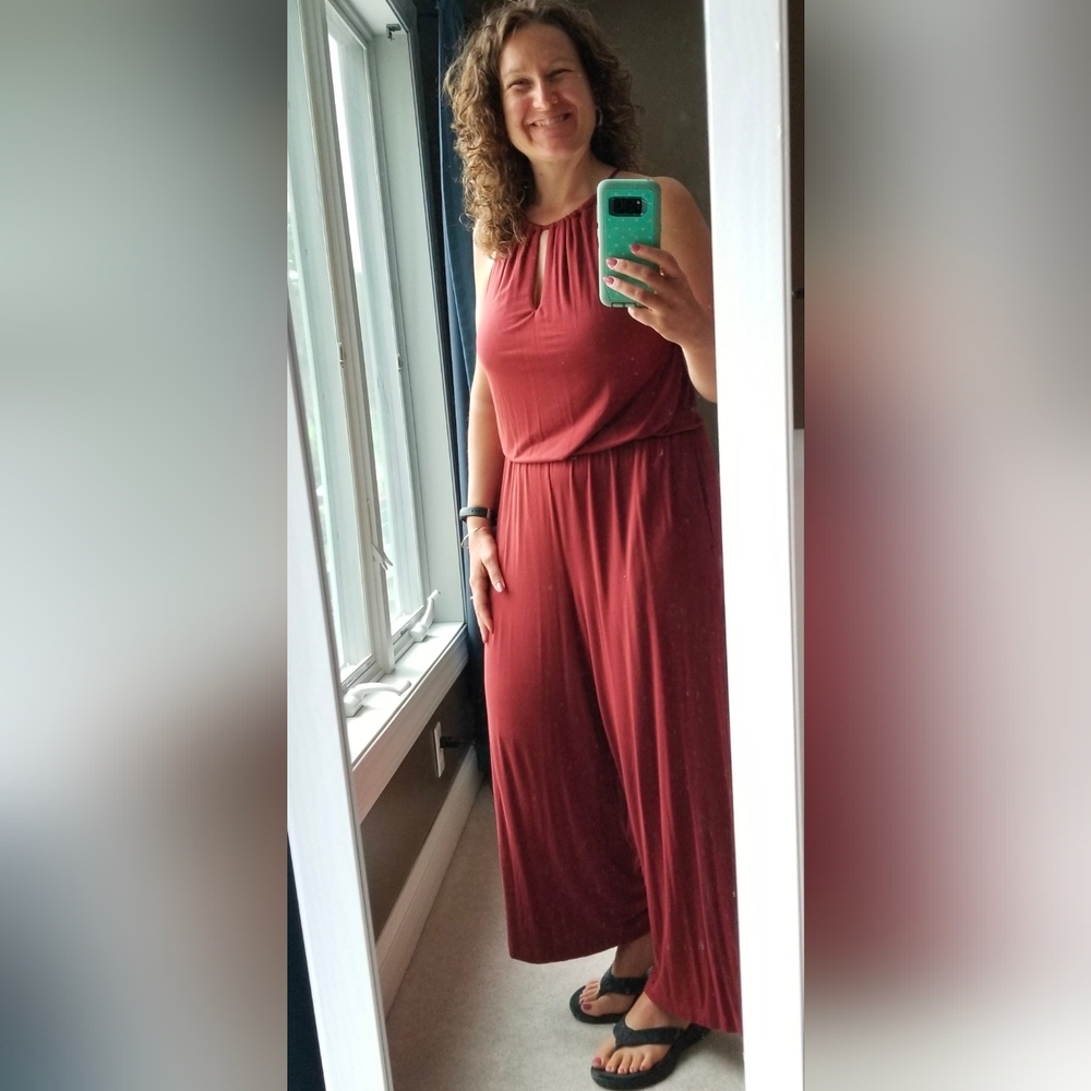 Women's Soma jumpsuit, plus size, burgundy color. Size XL.